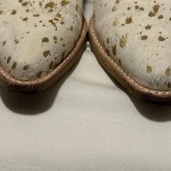 Dolce Vita White and Gold Speckled Calf Hair Ankle Boots - Picture 7 of 12